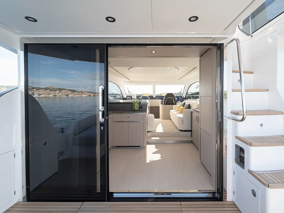 Azimut 53 Fly 'Leeloo' (2025)