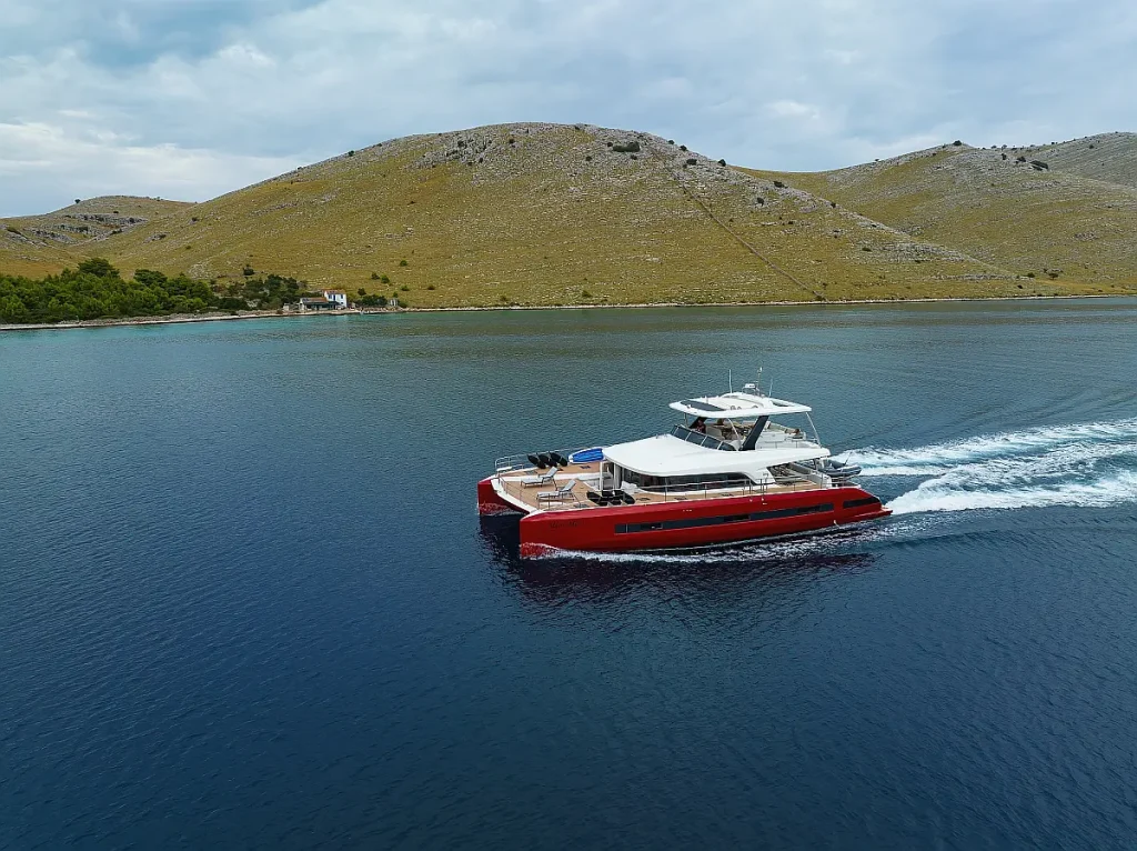 Lagoon Sixty 7 'MASTERMIND' featured