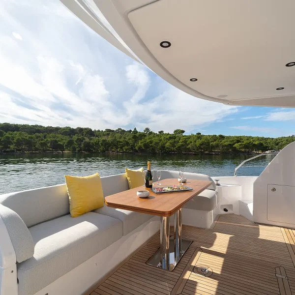 Azimut 53 Fly 'Leeloo' (2030)