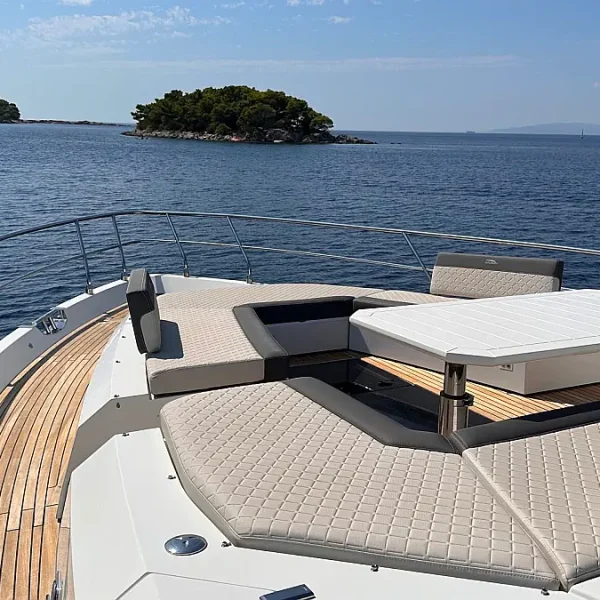 Galeon 680 Fly 'PARADISE' (Skippered Motor Yacht) (1)
