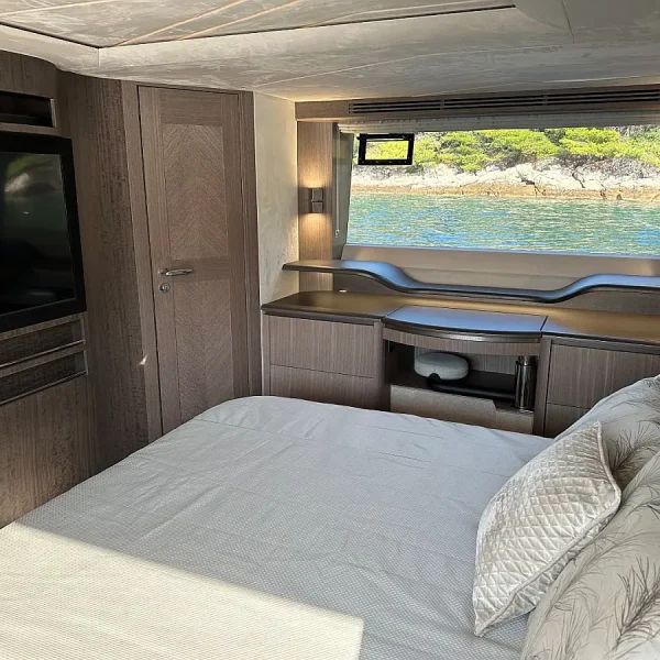 Galeon 680 Fly 'PARADISE' (Skippered Motor Yacht) (26)